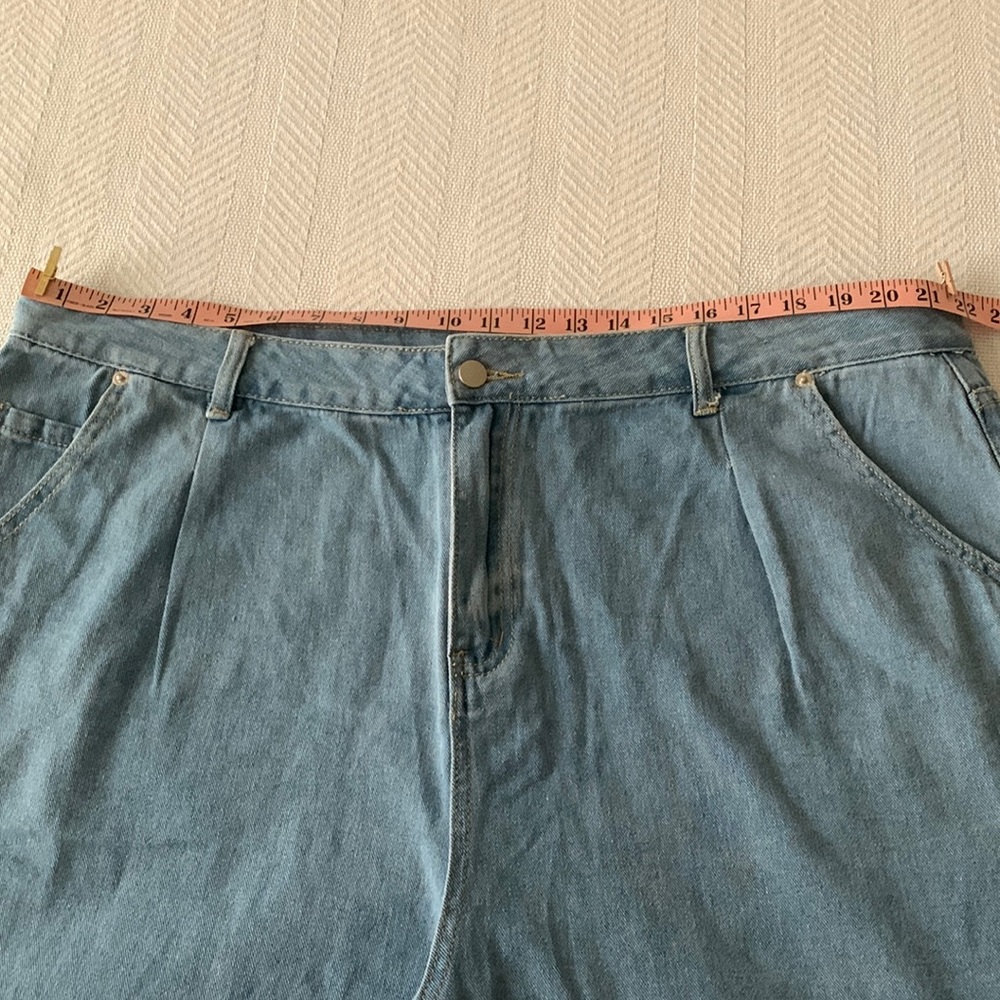 SHEIN women’s jeans. - Picture 3 of 5